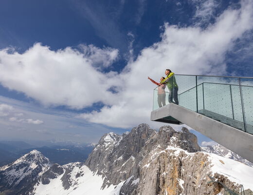Besuchen Sie die Himmelsleiter am Dachstein Gletscher - eine kostenlose Fahrt bei 2 Übernachten im 4 Sterne Hotel Moser in Rohrmoos Schladming ist inklusive