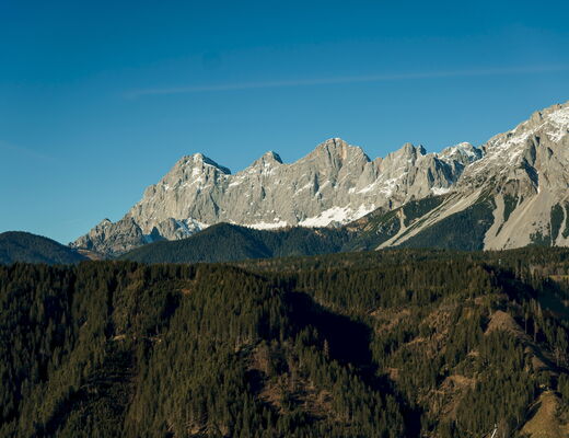 Panoramablick zum Dachstein