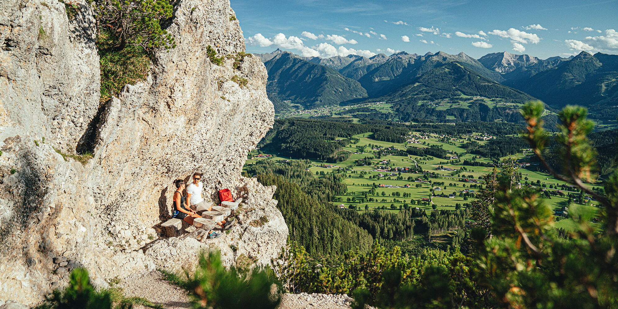 Exponierter Panoramablick beim Wandern beim Sommerurlaub im 4 Sterne Hotel Moser in Rohrmoos Schladming