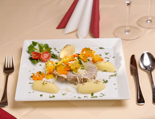 Köstliches Abendessen im 4 Sterne Hotel Moser in Rohrmoos Schladming